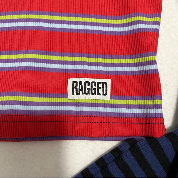 RAGGED JEANS FIGURE TOP - Picture 11 of 14